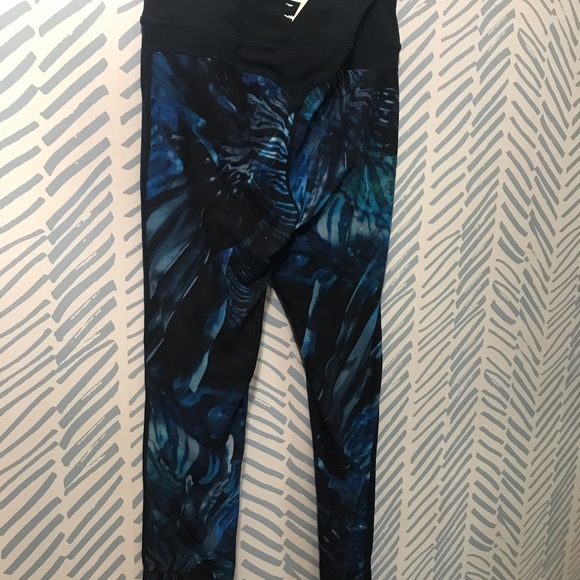 Gymshark Ocean Camo Crossover 7/8 legging - Picture 4 of 8